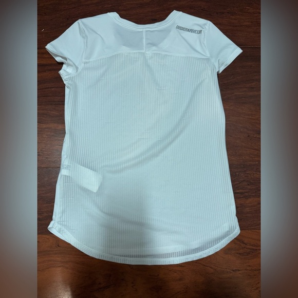 Under Armour White Short Sleeve Top - Picture 4 of 4